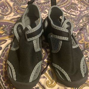 Toddler water shoes